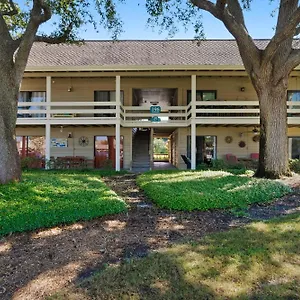 https://mb-seascape-38a.hotels-destin.com